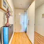 - Haus L, App 0l0802